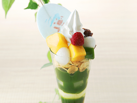 夏の抹茶パフェ