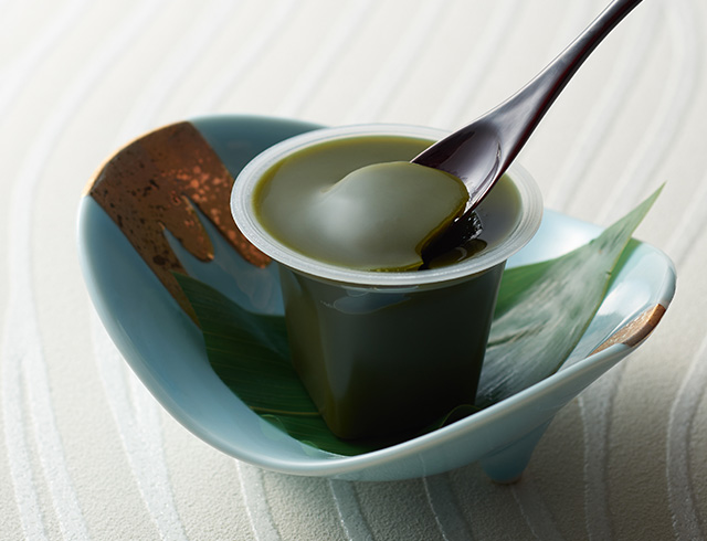 宇治抹茶生水ようかん 6個入 季節限定 数量限定 和菓子 水羊羹 帰省土産 夏ギフト お中元 京都 凍らせて食べても美味しい Nuki 伊藤久右衛門 公式オンラインショップ 宇治抹茶生水ようかん 6個入 季節限定 数量限定 和菓子 水羊羹 帰省土産 夏ギフト お中元 京都 凍らせて食べても美味しい Nuki 伊藤久右衛門 公式オンラインショップ